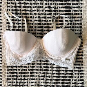 Tahari Size 36C White Push up bra